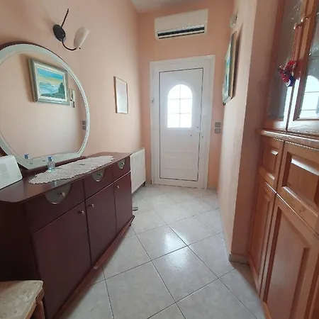 Lejlighed Kyveli House