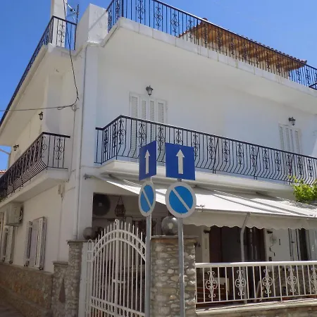 Apartment Kyveli House *