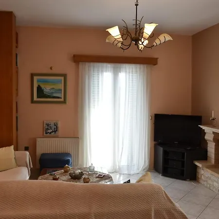 Apartment Kyveli House