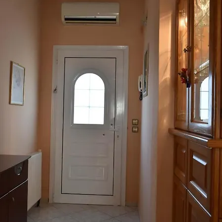 Apartment Kyveli House